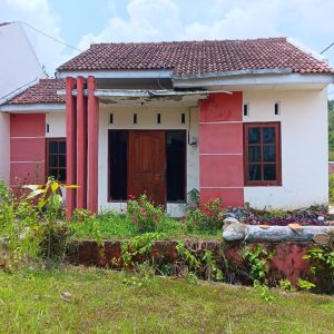 Rumah sederhana 45/72 teras Boyolali